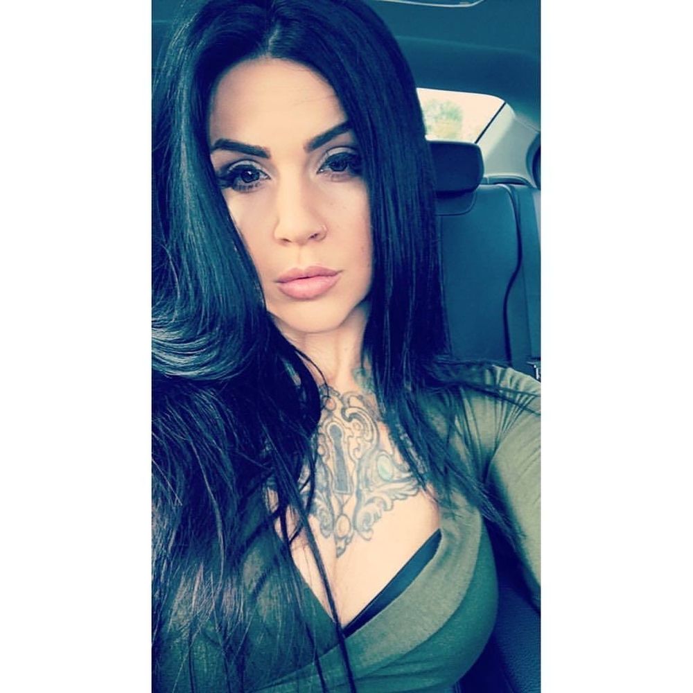 Meet your Posher, Samantha